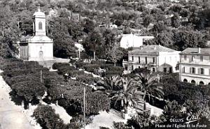 Dellys - Place de l'Eglise et Poste - 1956